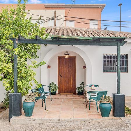 באנה -Iponubahomes- Centrica Casa Con Jardin Y Chimenea מראה חיצוני תמונה